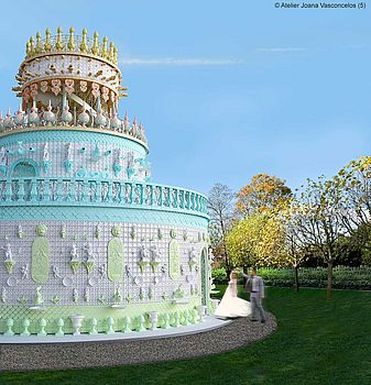 12 Meter hohe Hochzeitstorte aus Stahl und Keramikfliesen im Park von Waddesdon Manor