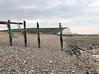 THE BRITISH SHOP unterwegs in East Sussex: Steinstrand bei den Seven Sisters