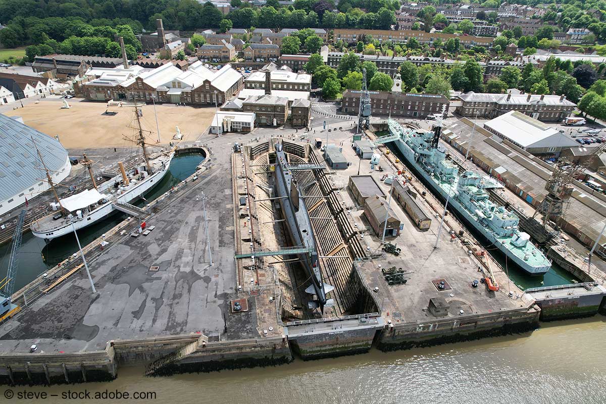 Luftaufnahme der Historic Chatham Dockyards Luftaufnahme der Historic Chatham Dockyards